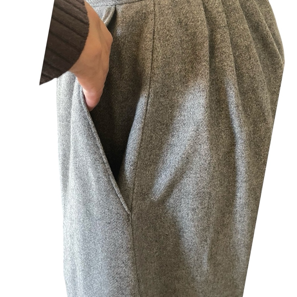 ❤️ VINTAGE Gray Wool Midi Skirt with Pockets - Picture 4 of 9